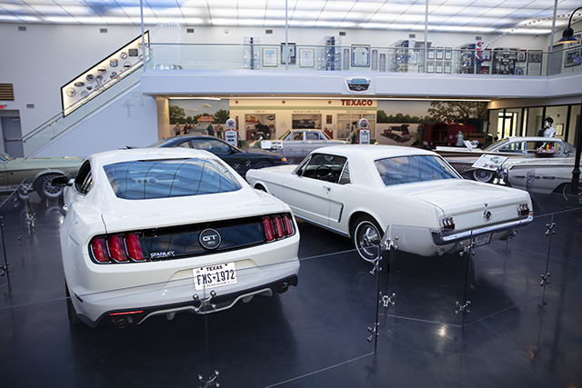Woody's Classic Cars & Baseball Museum